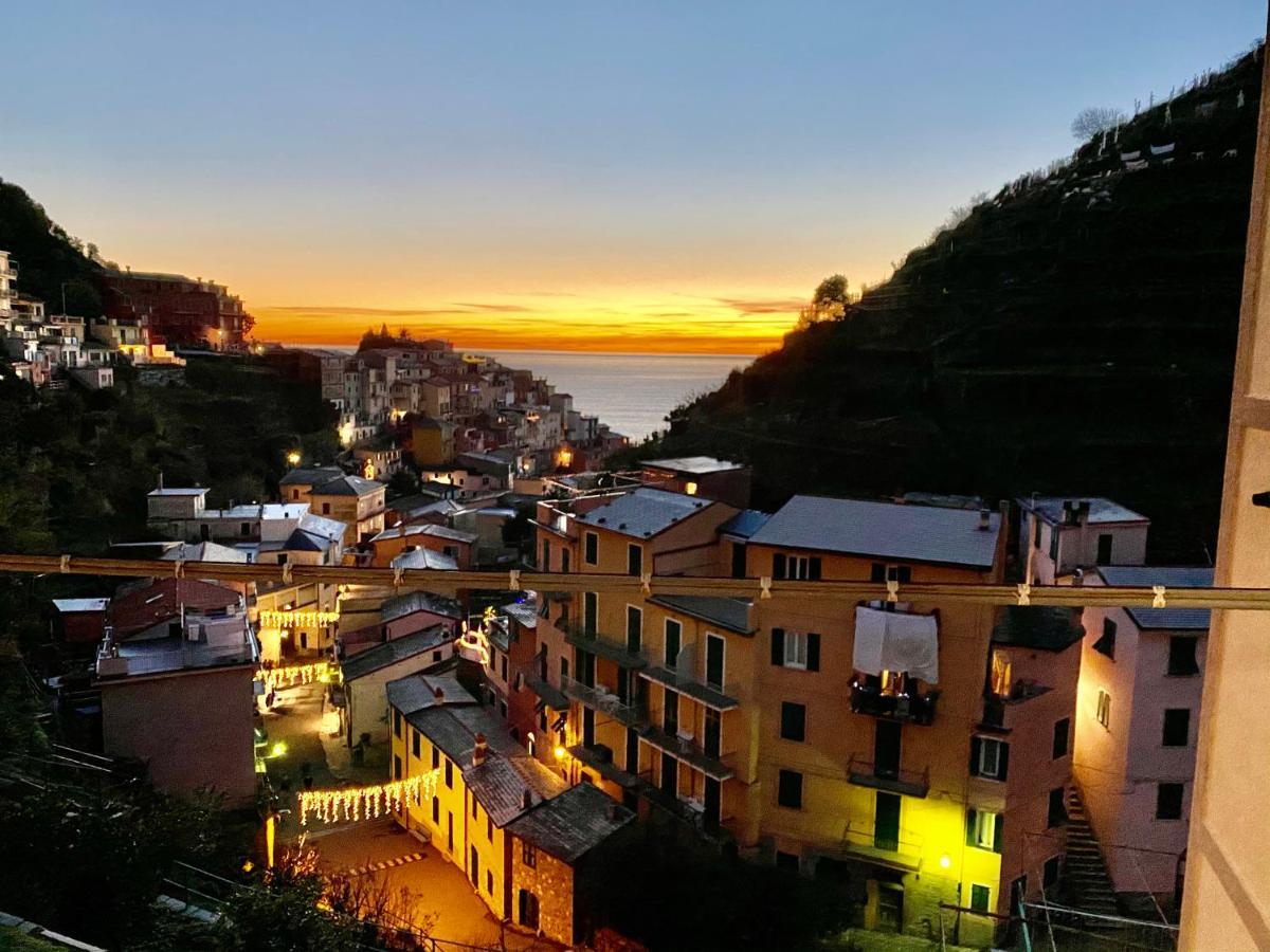 The Manarola Main Plaza Hotel Luaran gambar