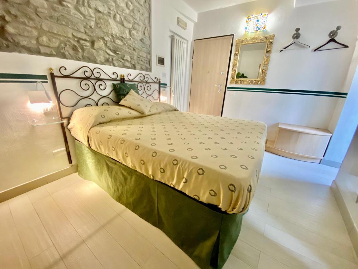 The Manarola Main Plaza Hotel Luaran gambar