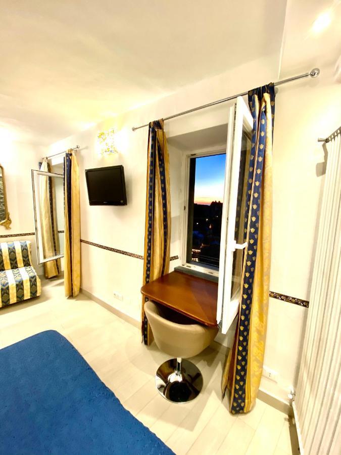 The Manarola Main Plaza Hotel Luaran gambar