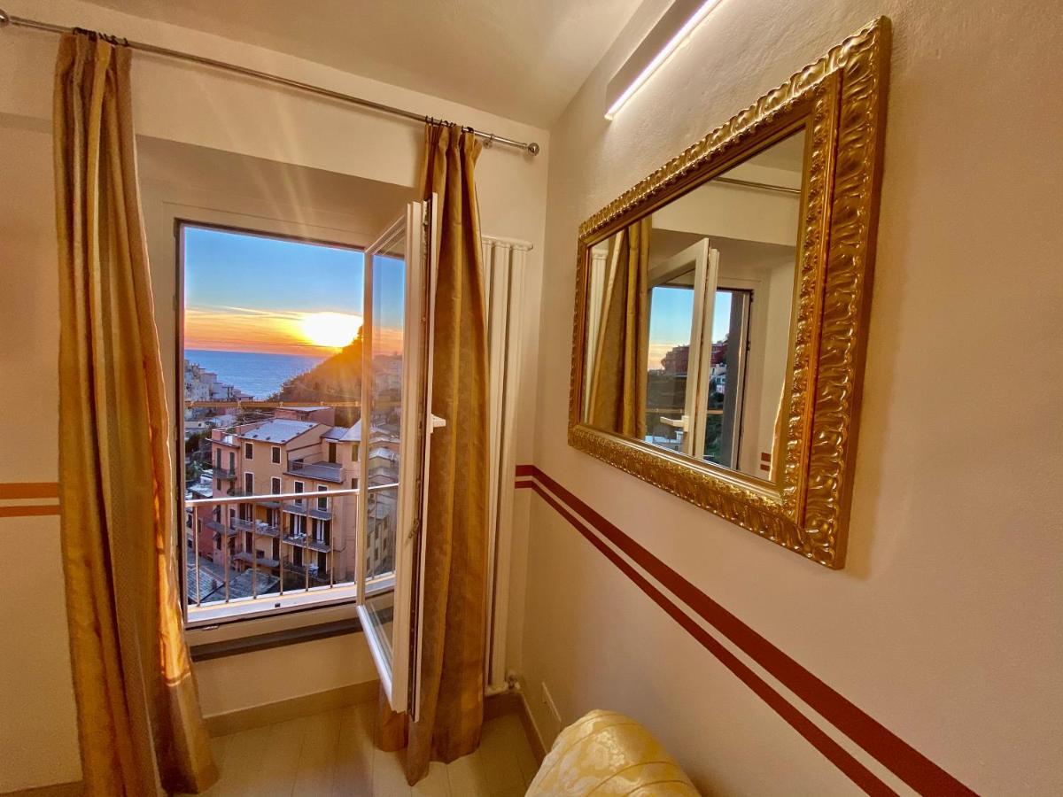 The Manarola Main Plaza Hotel Luaran gambar