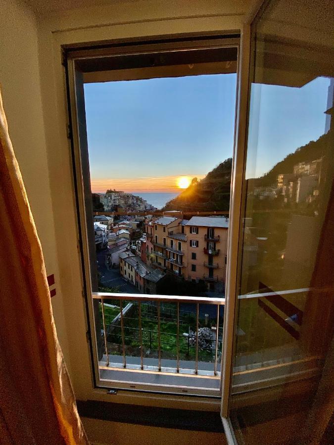 The Manarola Main Plaza Hotel Luaran gambar