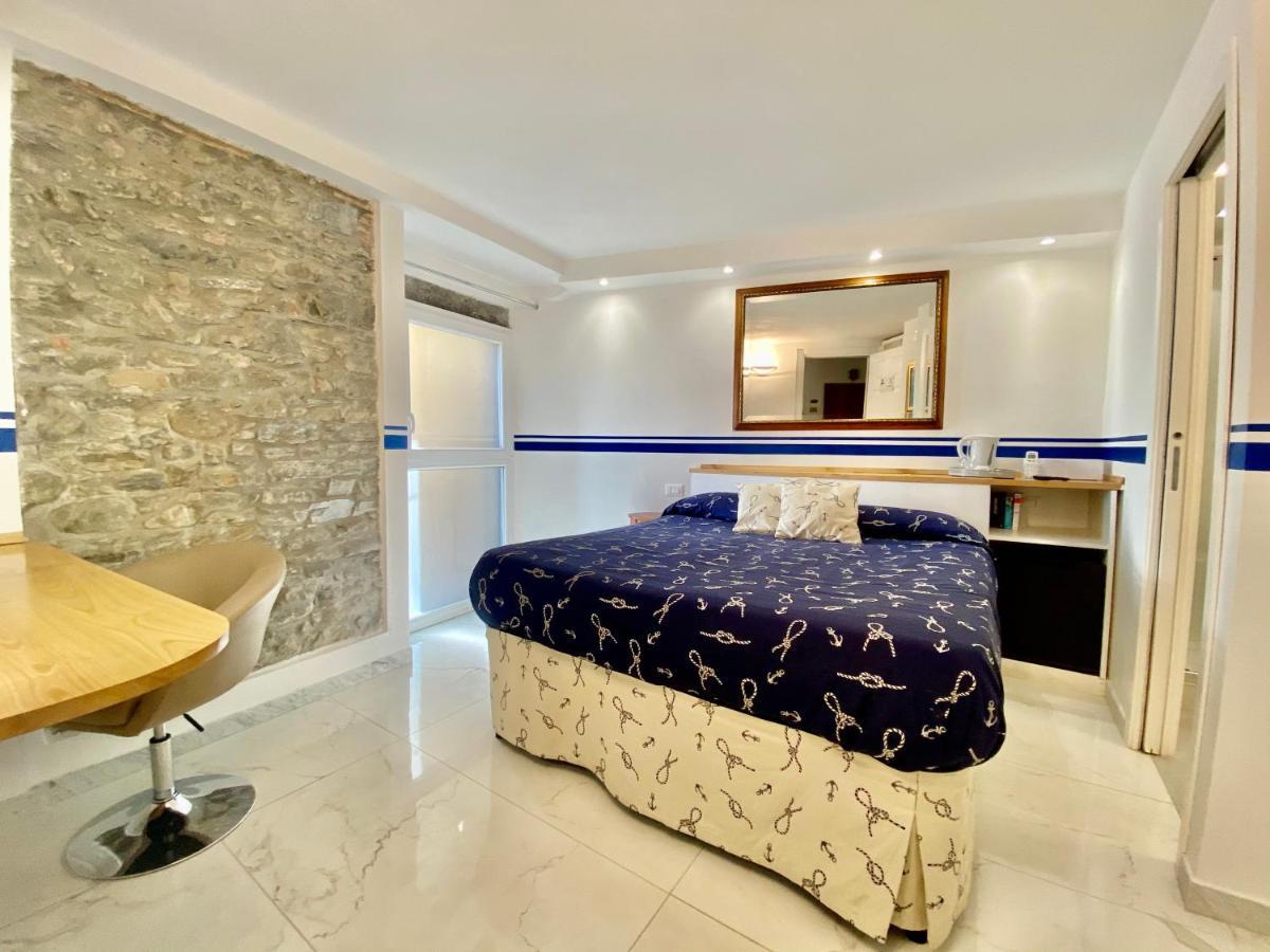 The Manarola Main Plaza Hotel Luaran gambar